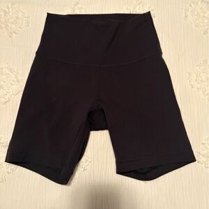 Lululemon wonder train biker shorts